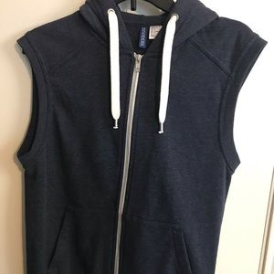 NWOT H&M men’s vest